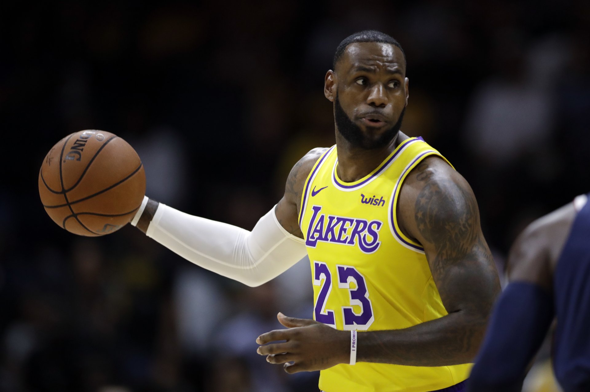 LeBron James e Irving lideran la tendencia de la moda.